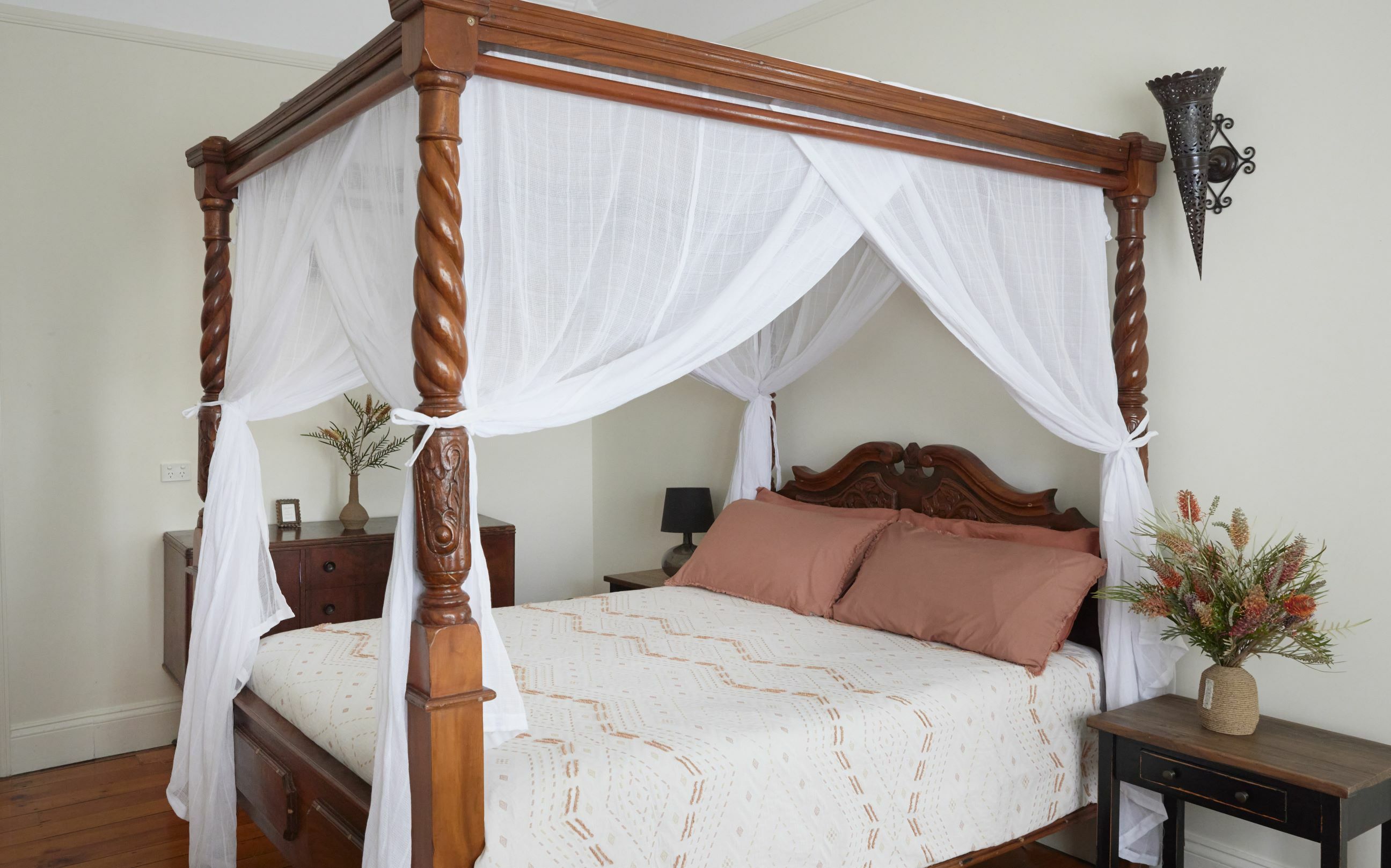 Canopy california shop king bed